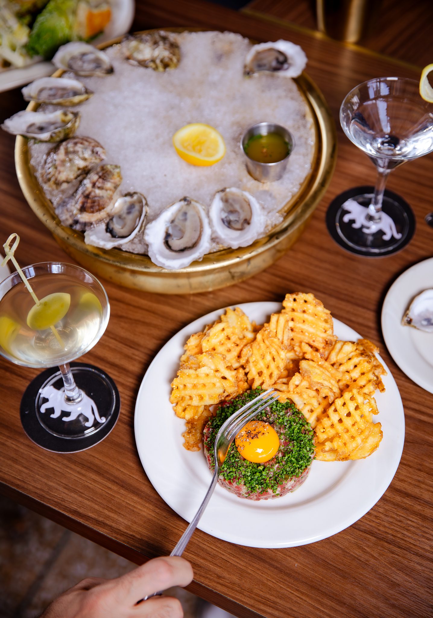 Champagne Tiger Launch 16